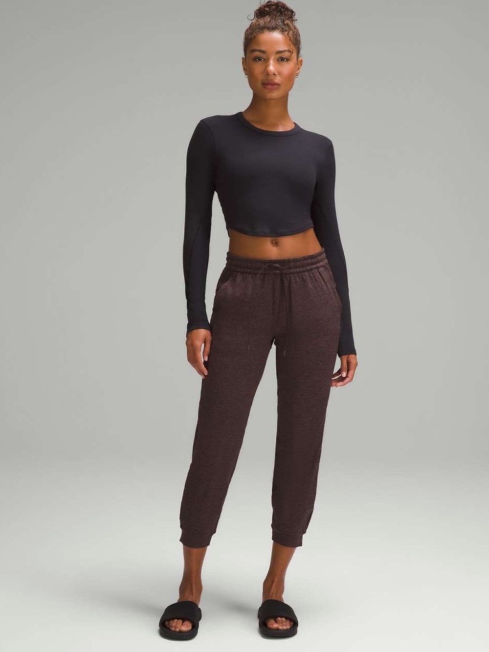 LULULEMON • Soft Jersey Classic-Fit Mid-Rise Jogger
Heathered Dark Espresso 8